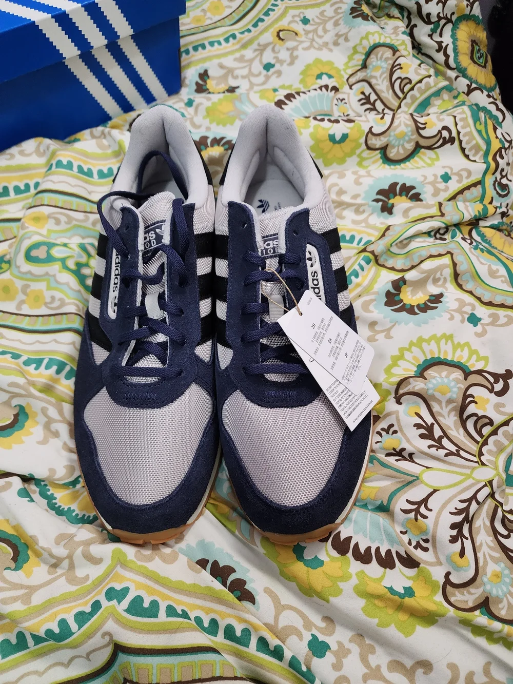 Adidas Men's Navy and Gray Retro Runner Sneakers (357) - Picture 2 of 5